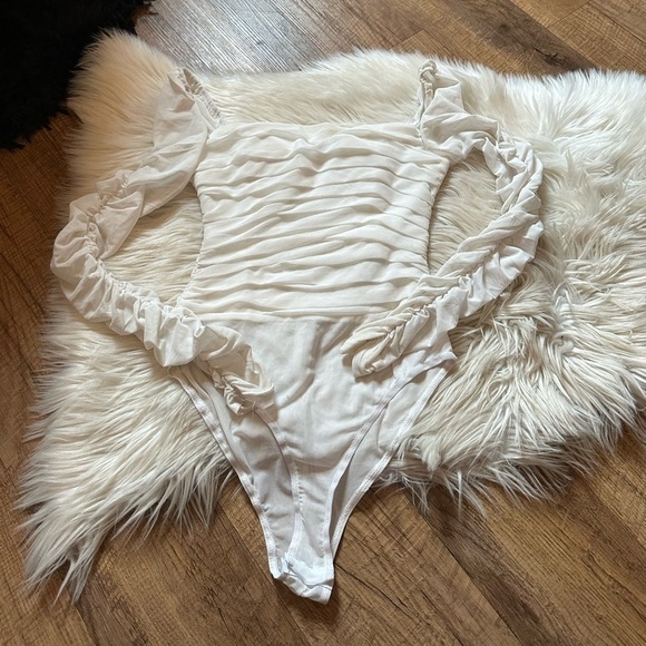 PRINCESS POLLY Delany Bodysuit - Picture 3 of 4